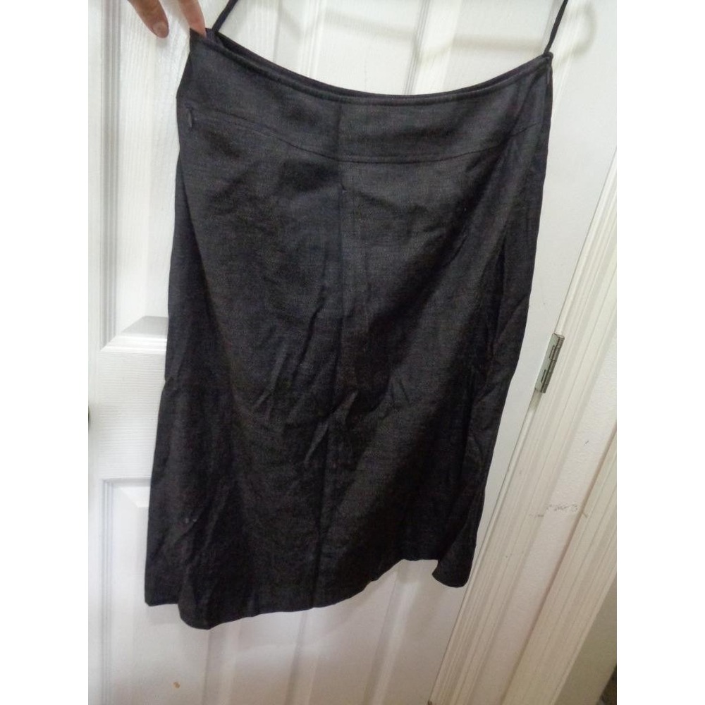 Anne Klein 2 Woman's Charcoal Grey Skirt Size 12